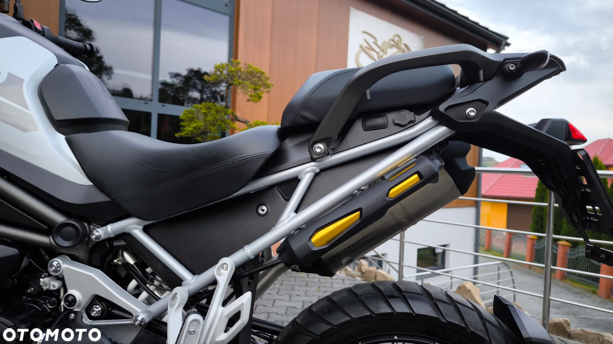 Triumph Tiger - 34