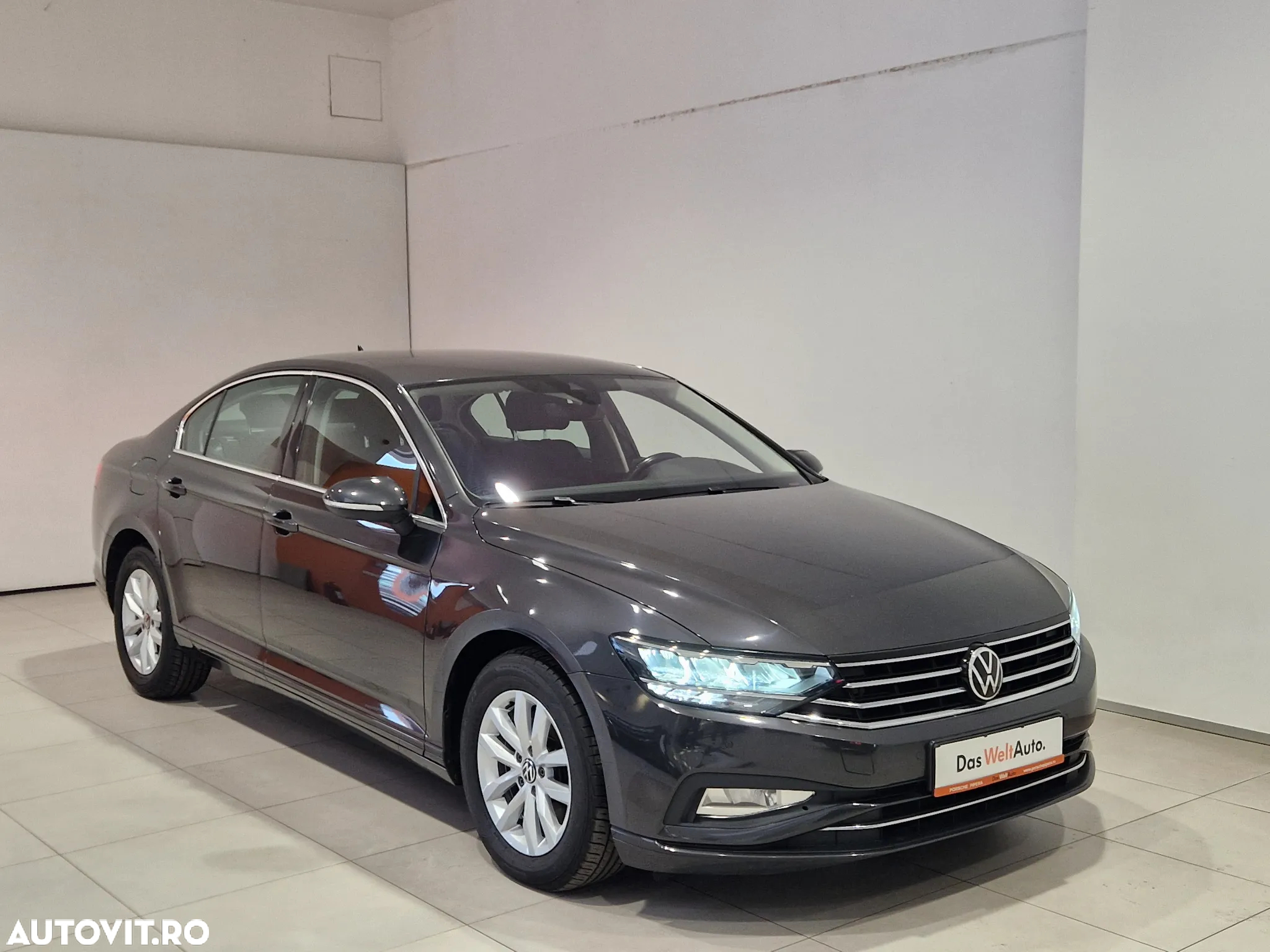 Volkswagen Passat 2.0 TDI SCR DSG Business - 5