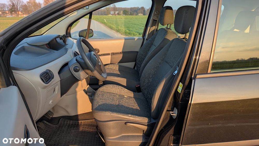 Renault Modus 1.2 Confort Expression - 17