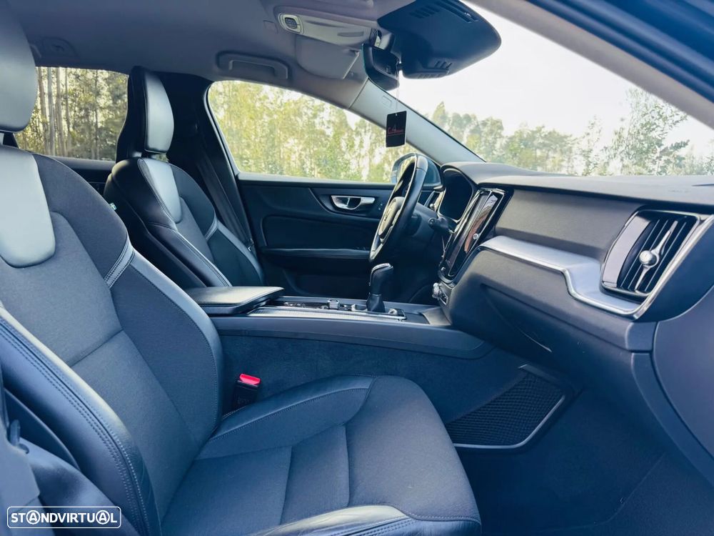 Volvo V60 2.0 D3 Inscription - 42