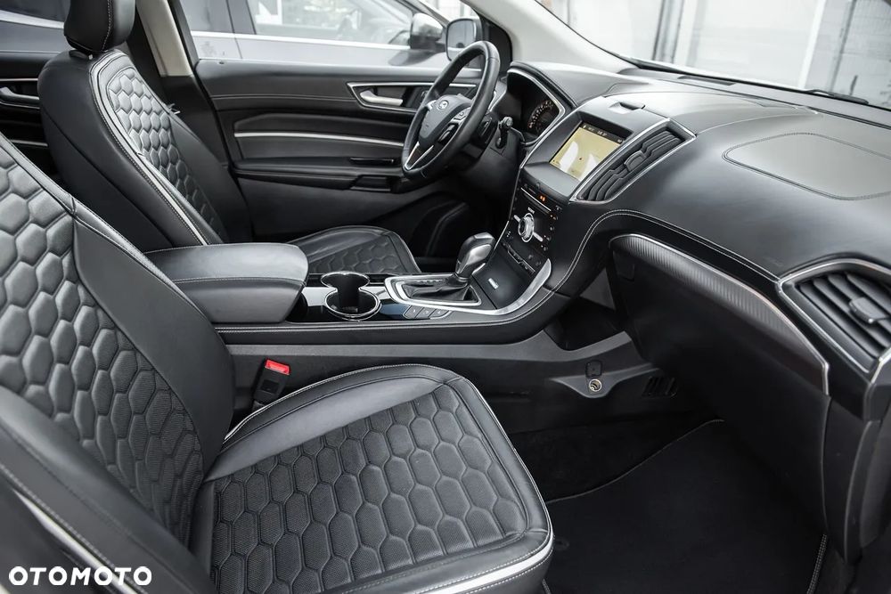 Ford Edge 2.0 TDCi Bi-Turbo 4x4 Vignale - 38