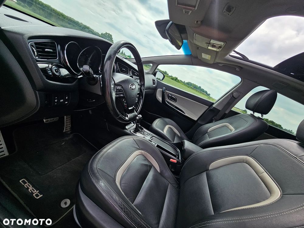 Kia Ceed 1.6 GDI DCT Platinum Edition - 11