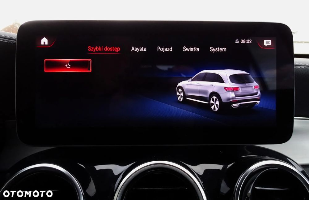 Mercedes-Benz GLC - 26