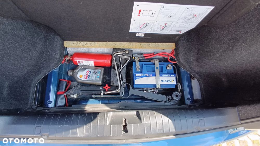 BMW Seria 3 320td - 25