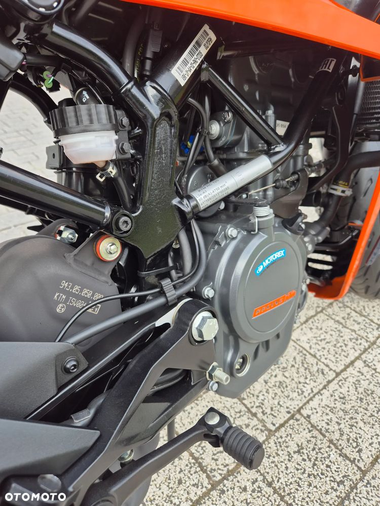 KTM RC 125 - 4