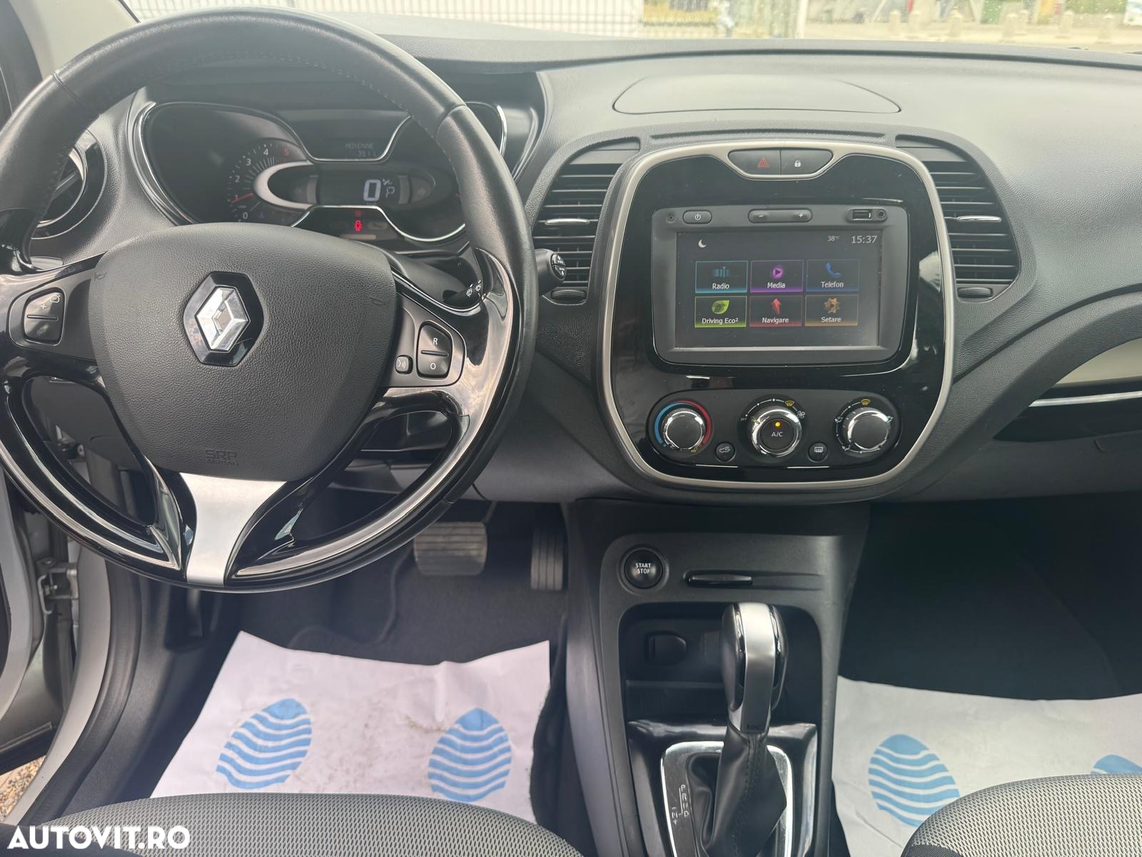 Renault Captur (ENERGY) dCi 90 EDC BOSE EDITION - 15