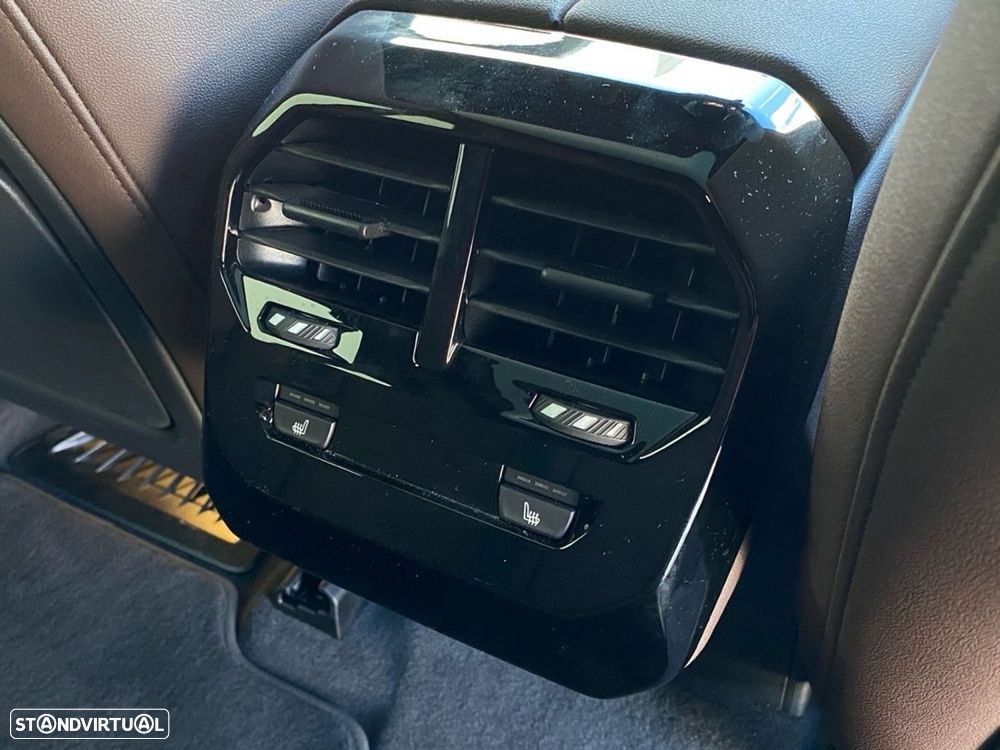 BMW iX xDrive 50 Pack Desportivo - 22