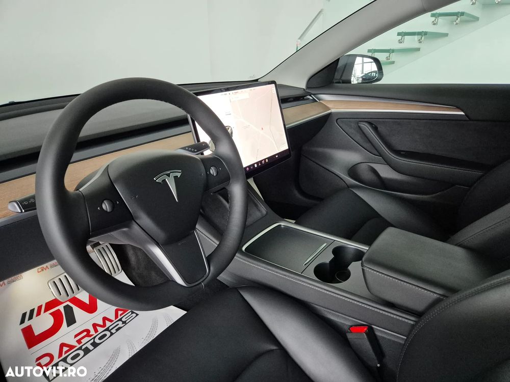 Tesla Model 3 Performance - 8