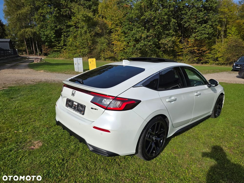 Honda Civic 2.0 i-MMD Sport CVT - 36