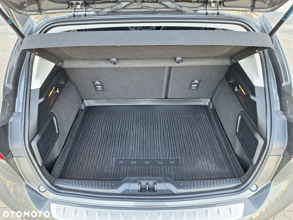 Ford Focus 1.5 EcoBlue STart-Stopp-System TITANIUM X - 30