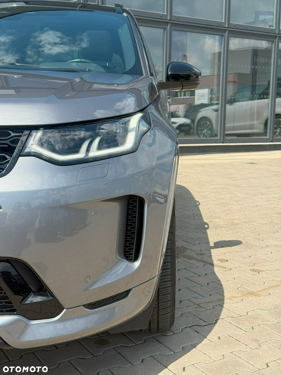 Land Rover Discovery Sport - 12
