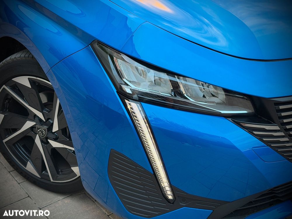 Peugeot 308 1.2 L PureTech Turbo S&S EAT8 Allure Pack - 10
