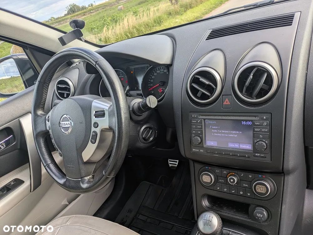 Nissan Qashqai - 12