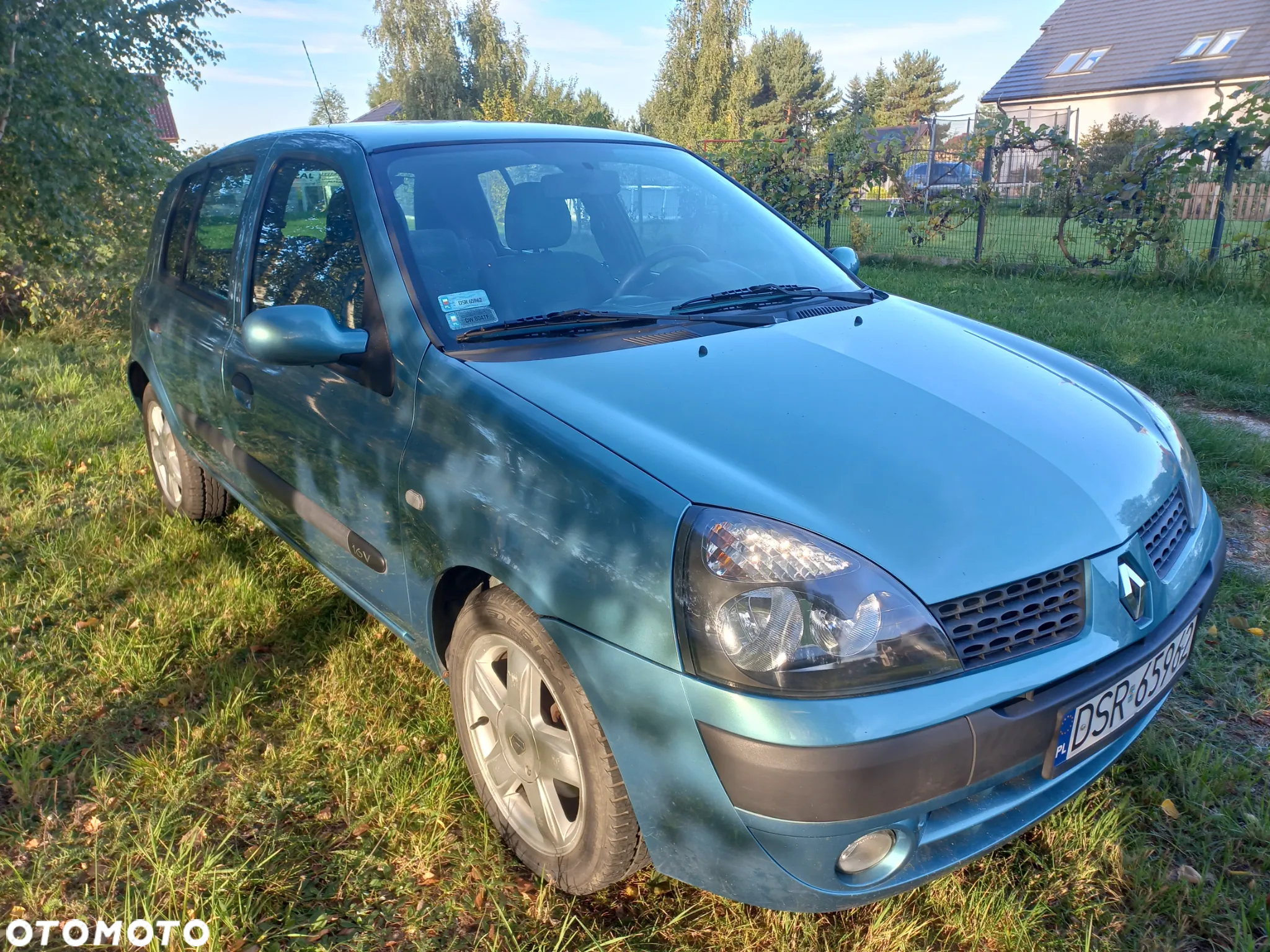 Renault Clio 1.2 16V Authentique - 3