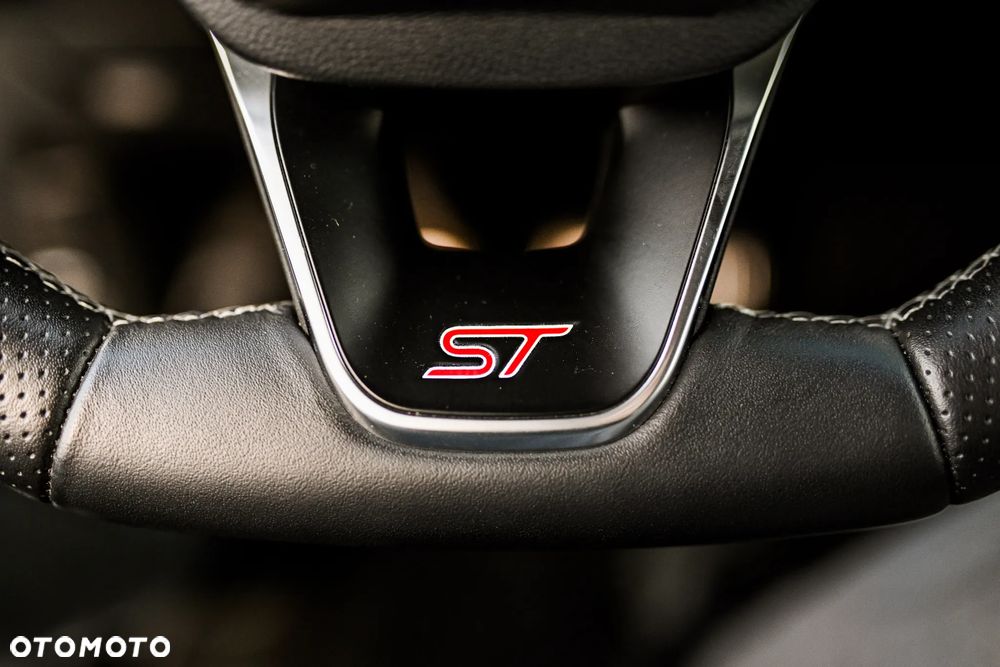 Ford Fiesta 1.5 EcoBoost S&S ST X - 33