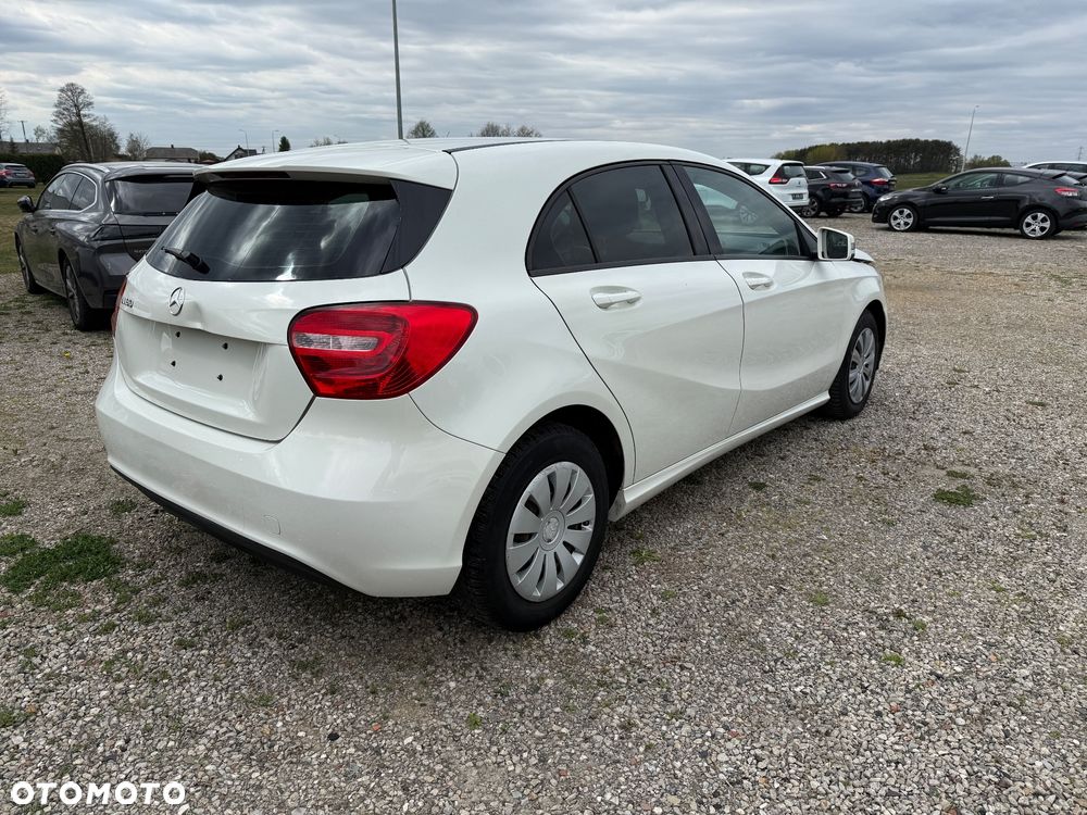 Mercedes-Benz Klasa A 180 (BlueEFFICIENCY) - 8