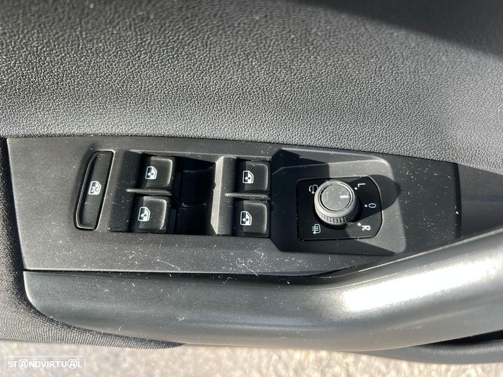 VW Polo 1.0 TSI Urban - 12