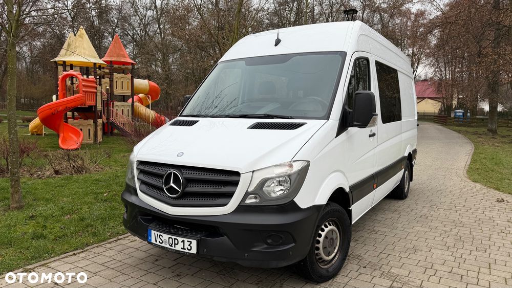 Mercedes-Benz Sprinter - 1
