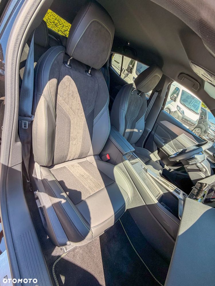 Peugeot 408 1.2 PureTech mHEV GT S&S e-DCS6 - 23