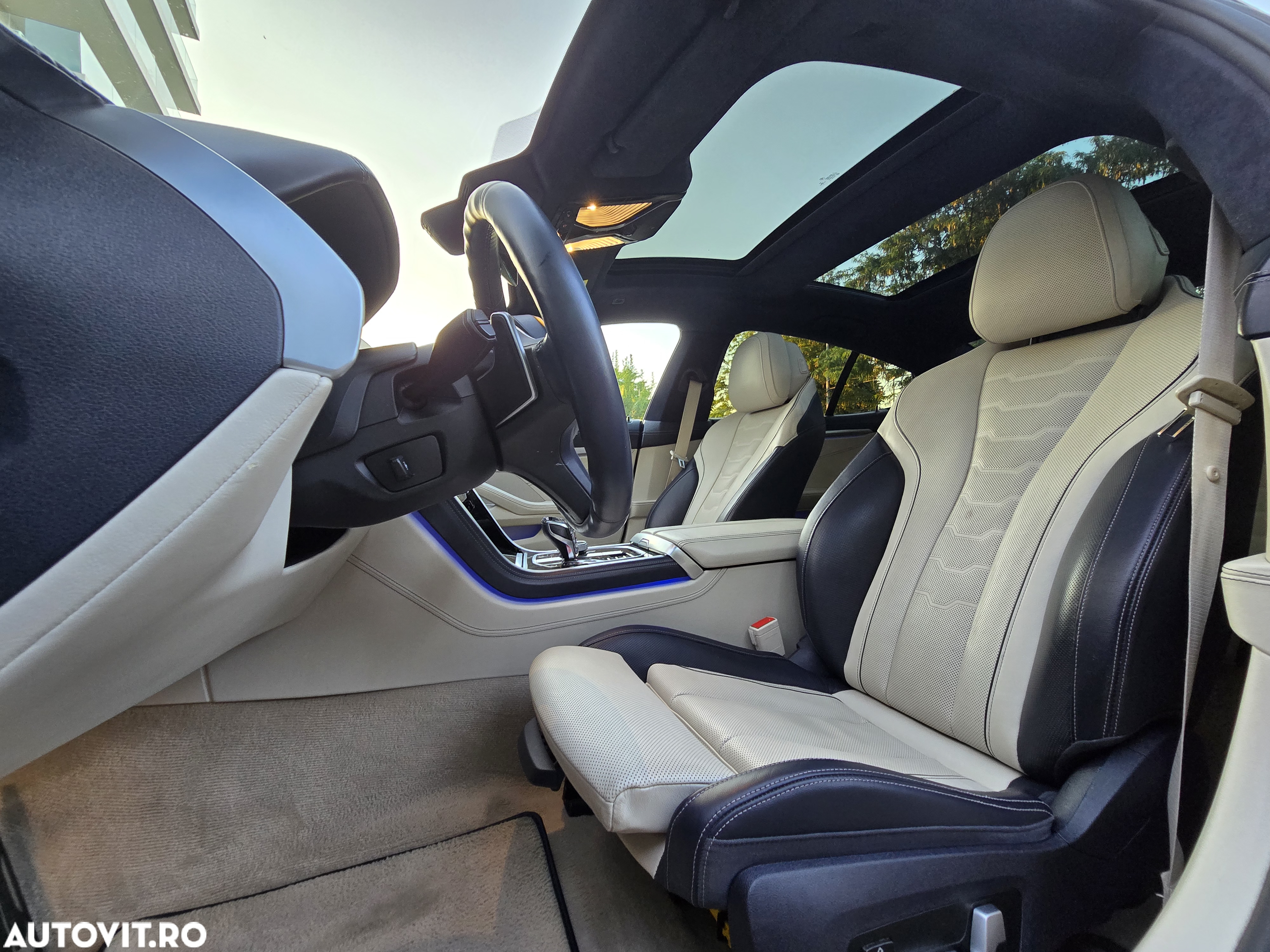 BMW M8 M850i xDrive AT - 16