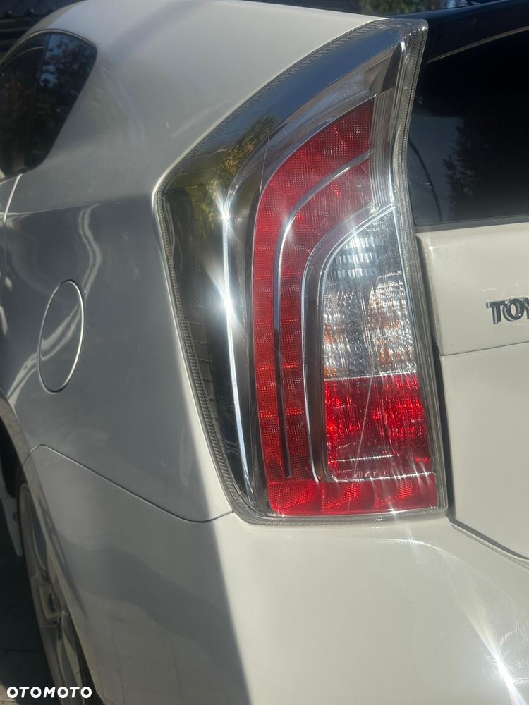 Toyota Prius Plug-in 1.8 HSD Prestige - 16