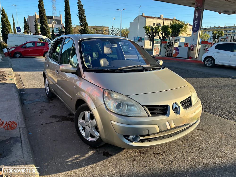 Renault Scénic 1.5 dCi SE Exclusive - 1