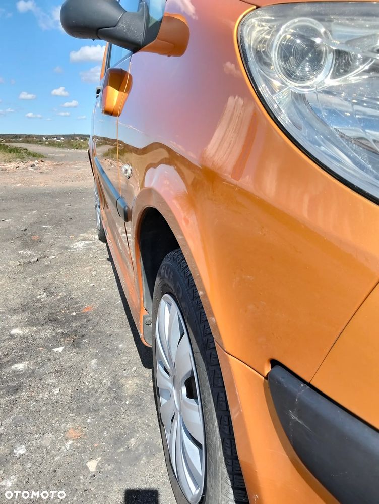 Peugeot 1007 1.4 Trendy - 9