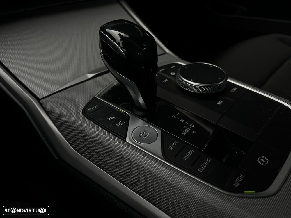BMW 330 e Corporate Edition Auto - 14