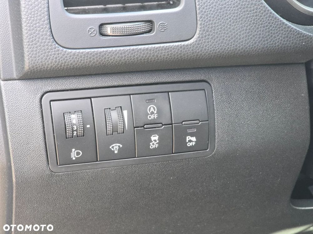 Kia Venga 1.4 Business Line - 19