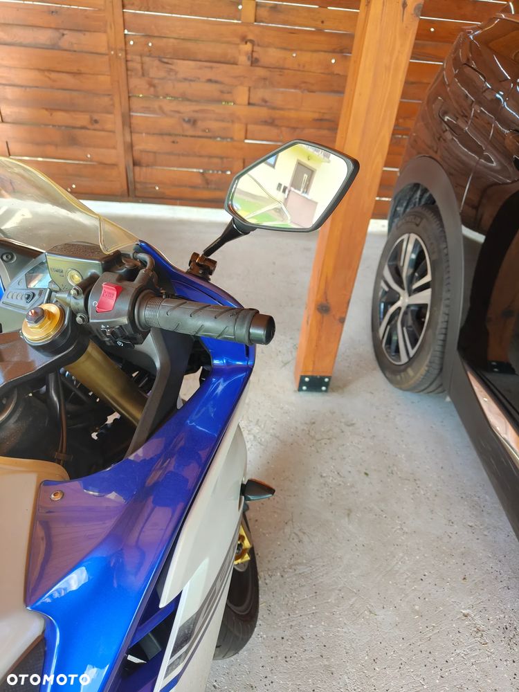 Honda CBR - 5