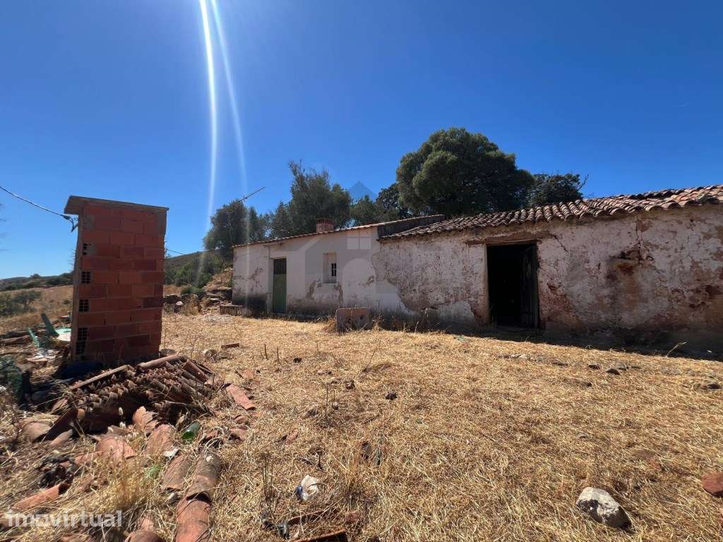 Quinta com DOIS URBANOS - para Venda na Mexilhoeira Grande em Porti... - Grande imagem: 3/39