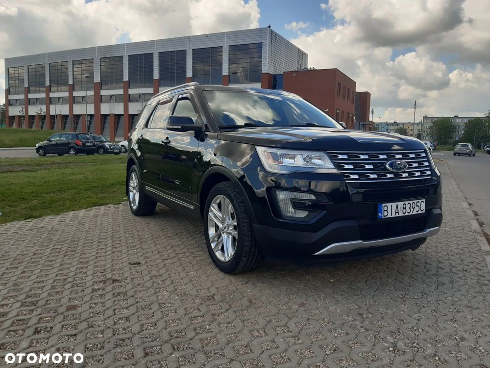 Ford Explorer - 36