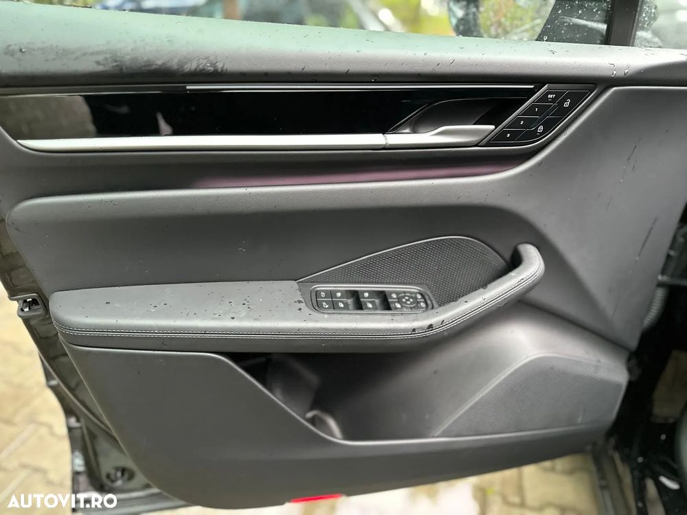 Porsche Macan 100 kWh - 26