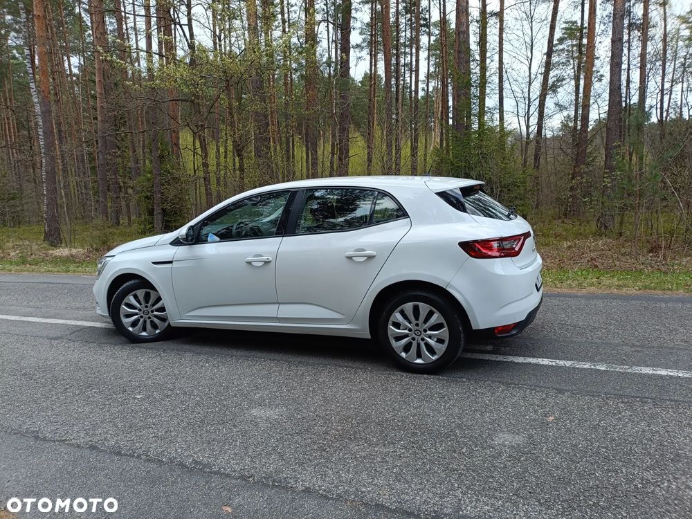 Renault Megane 1.6 SCe Life - 5