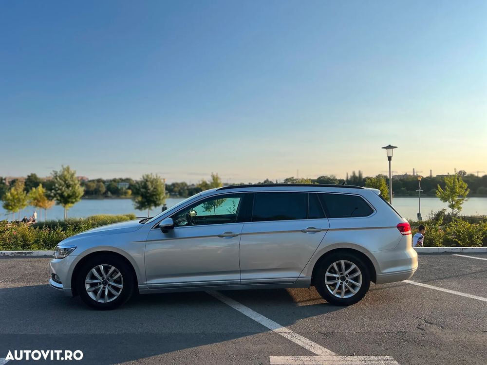Volkswagen Passat 2.0 TDI DSG Highline - 9