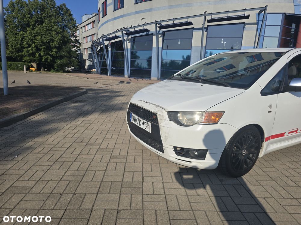 Mitsubishi Colt - 3