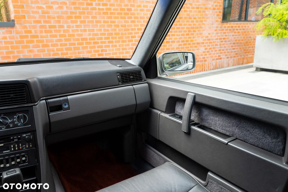 Volvo Seria 700 - 21