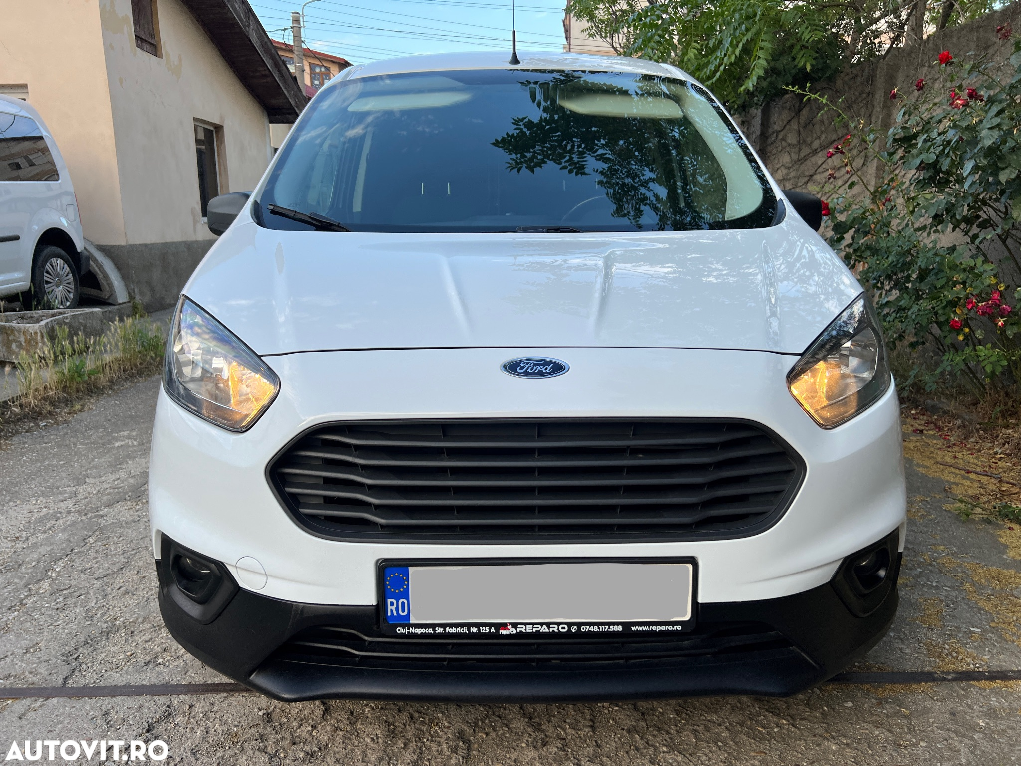 Ford Courier - 13