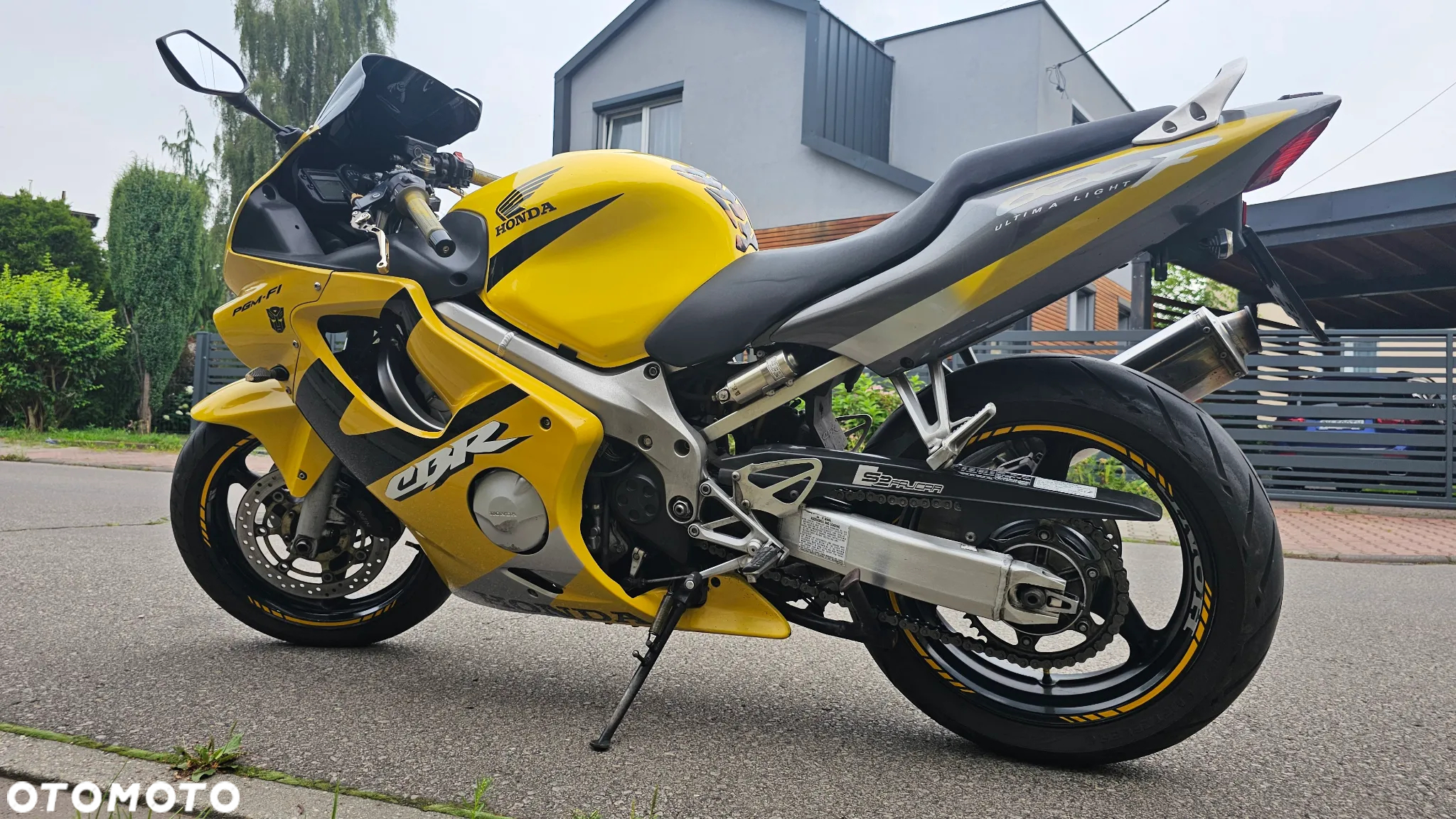 Honda CBR - 4