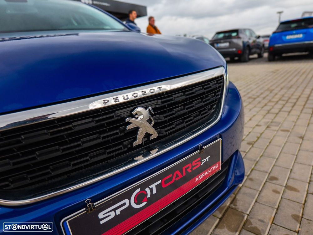 Peugeot 308 SW 1.5 BlueHDi Style - 26