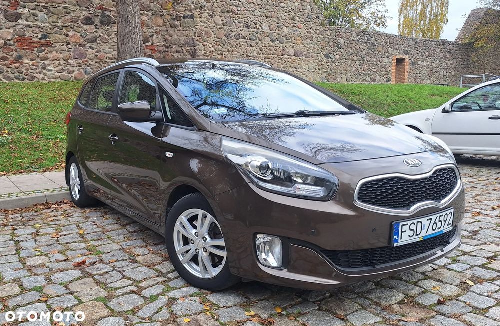 Kia Carens
