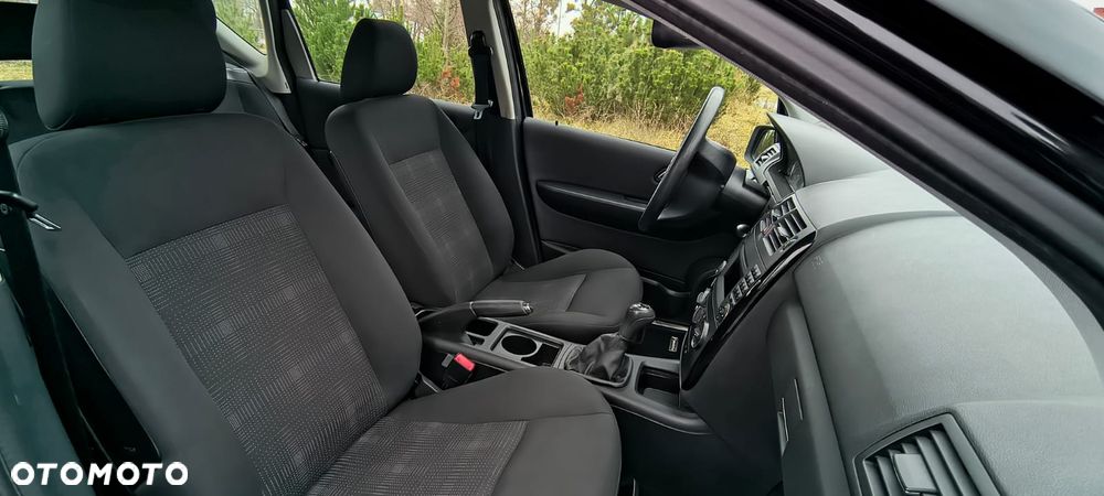 Mercedes-Benz Klasa A 160 BlueEFFICIENCY Special Edition - 4