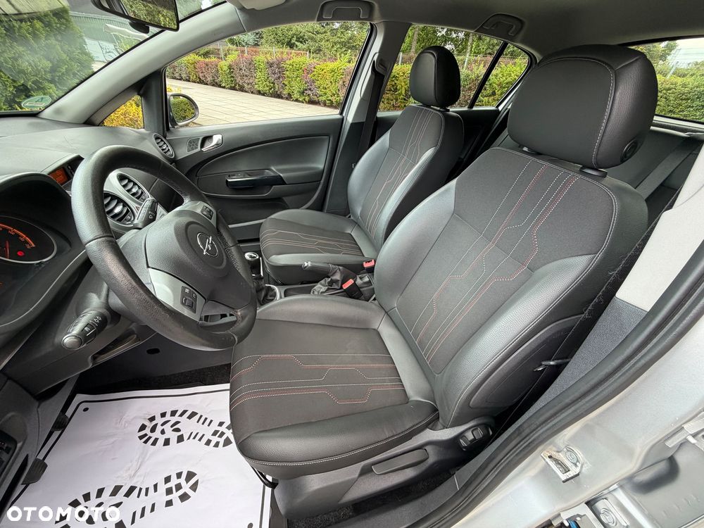 Opel Corsa 1.4 16V 150 Jahre - 19