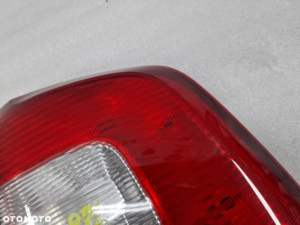 SKODA OCTAVIA 1Z0 / 1Z9 II 2 LIFT 08-12 PRAWA LAMPA TYLNA TYLNIA TYŁ , NR 1Z9945096A , NR LMT82 - 3