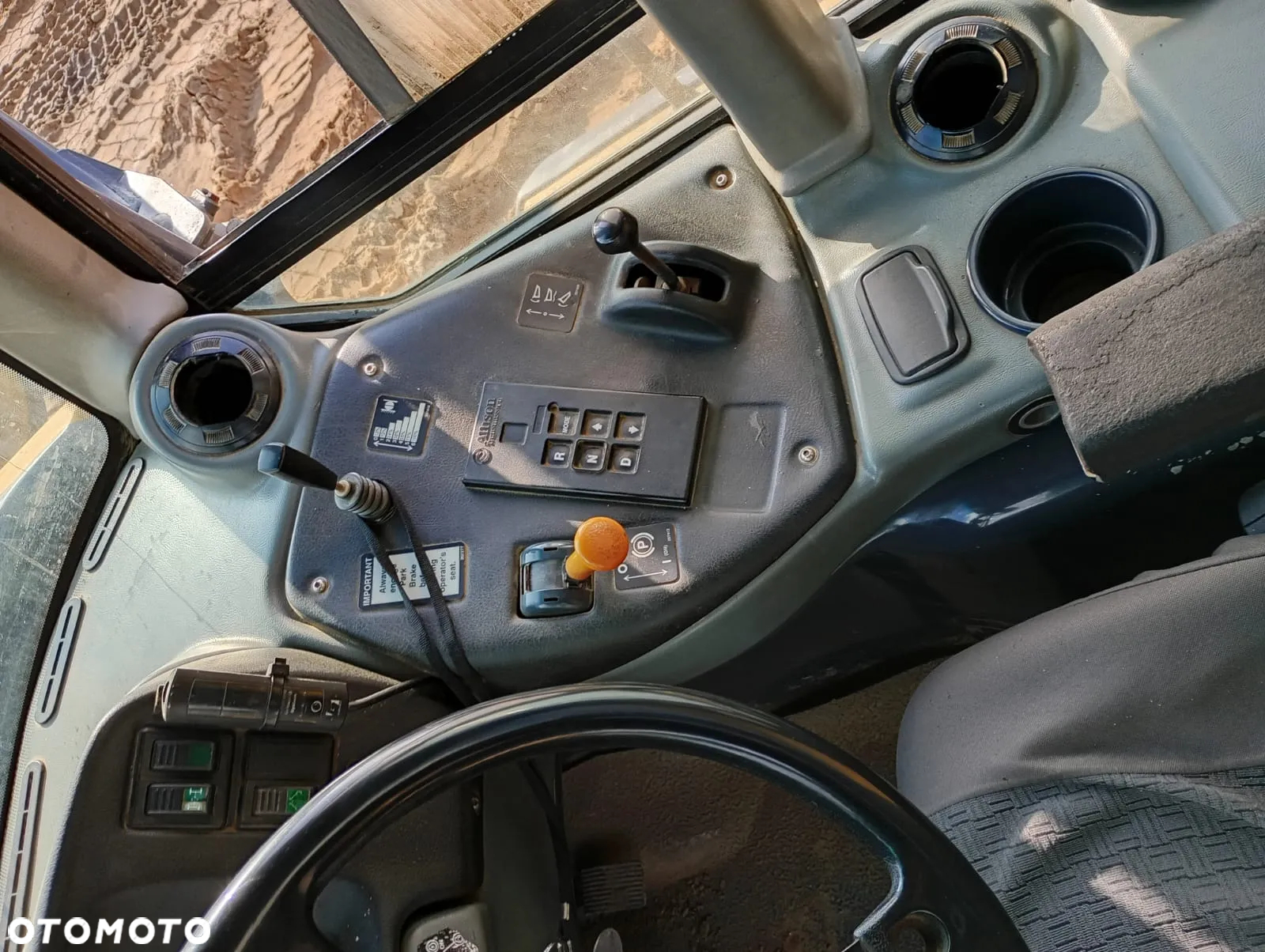 Bell B40D ADT 6X6 - 13