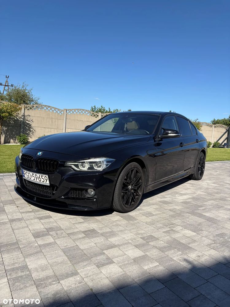 BMW Seria 3 328i xDrive Luxury Line - 1