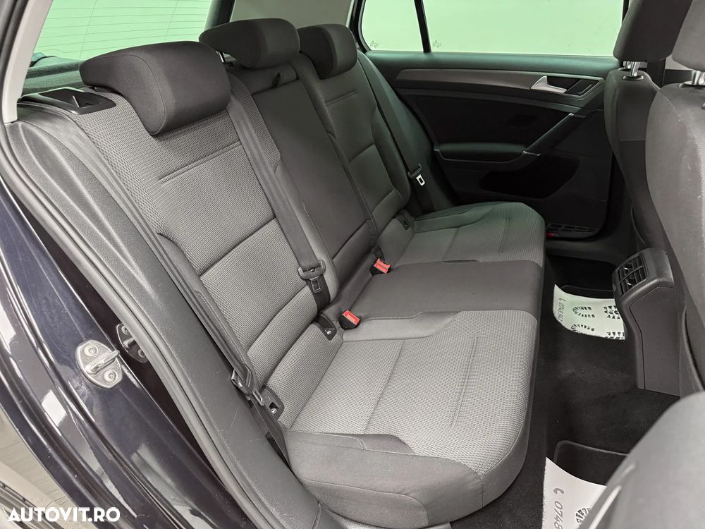 Volkswagen Golf 1.2 TSI BlueMotion Technology Comfortline - 9