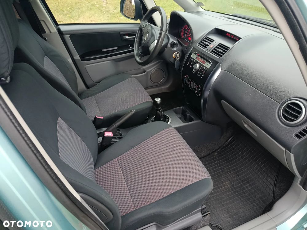 Suzuki SX4 1.6 GLX / Comfort - 10