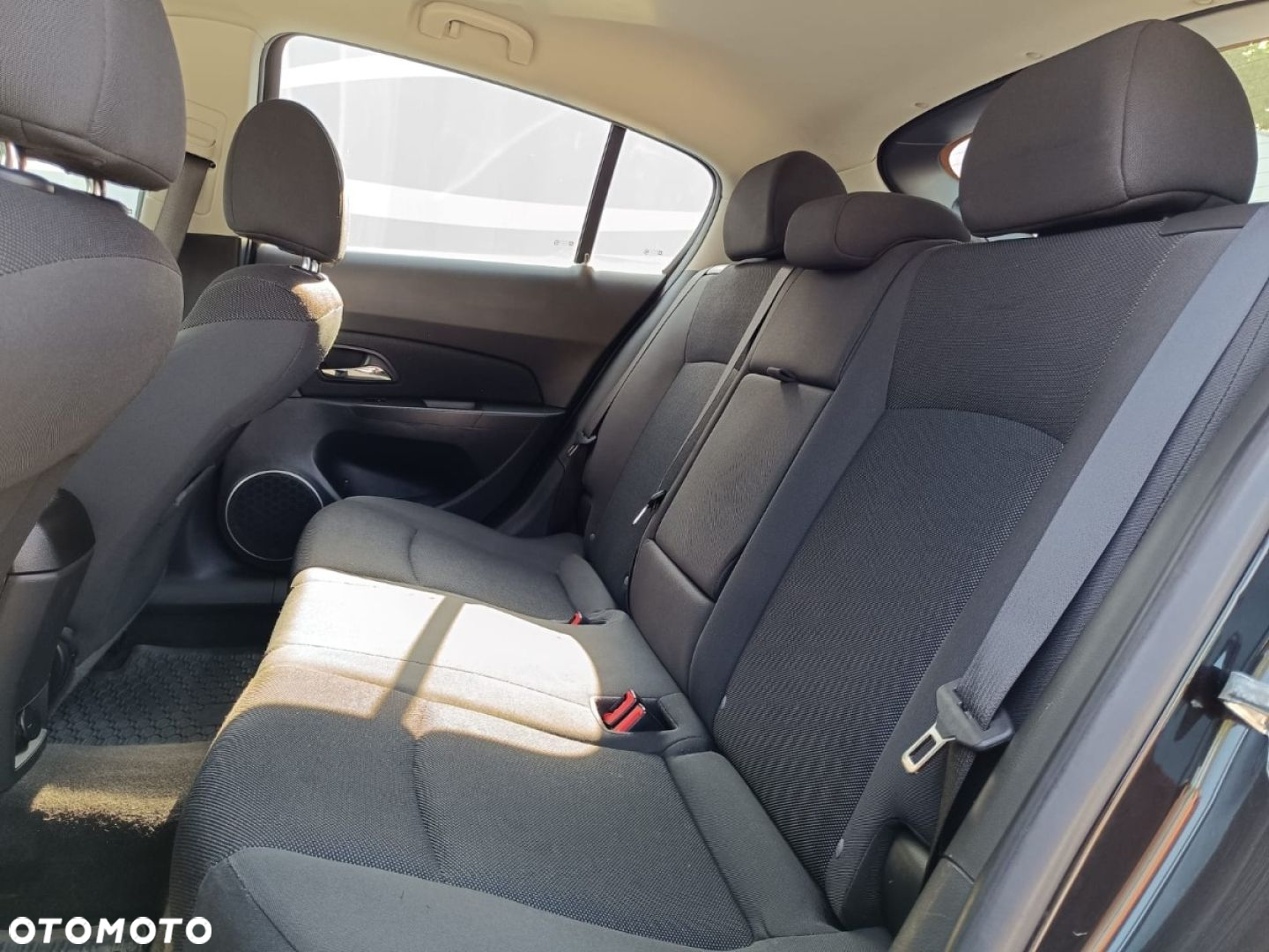 Chevrolet Cruze - 33