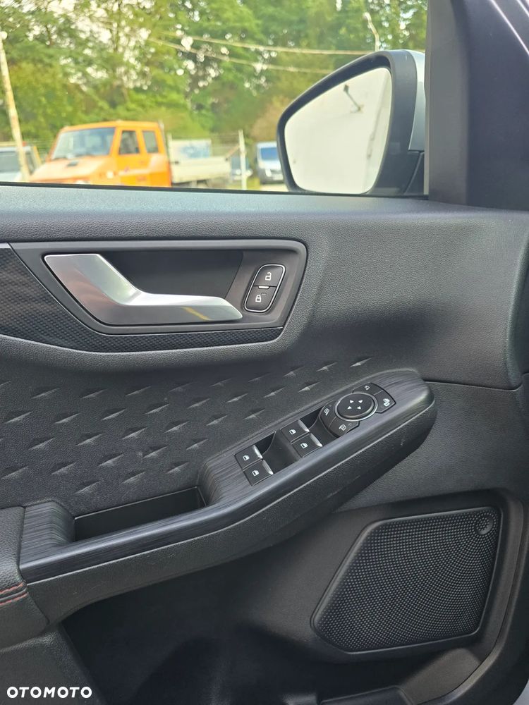 Ford Kuga 1.5 EcoBlue FWD ST-Line - 17